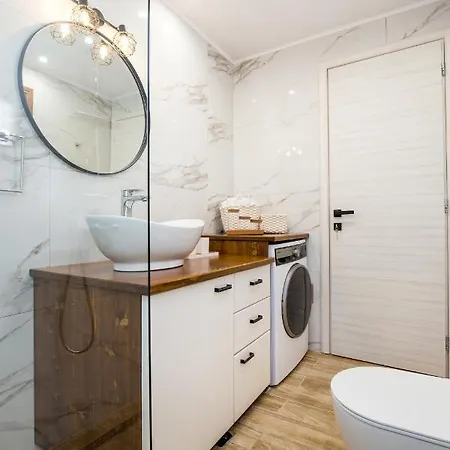 Kiki's Cozy * Skála Sotíros