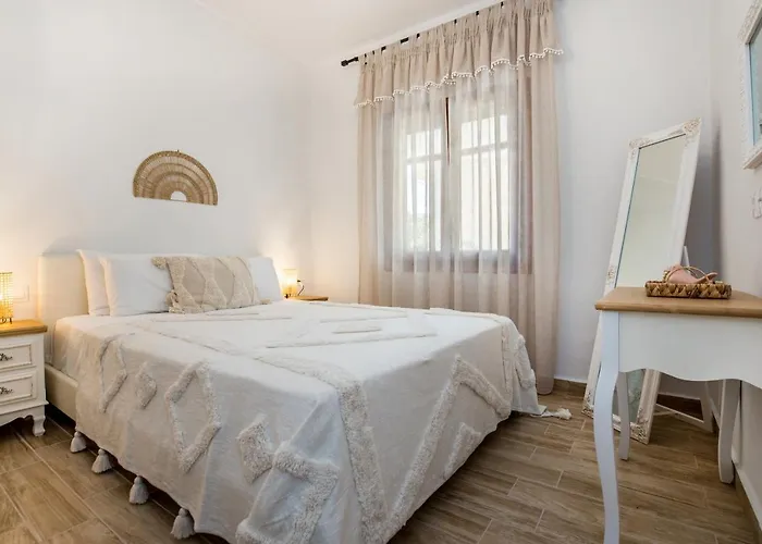 Kiki's Cozy Skala Sotiros